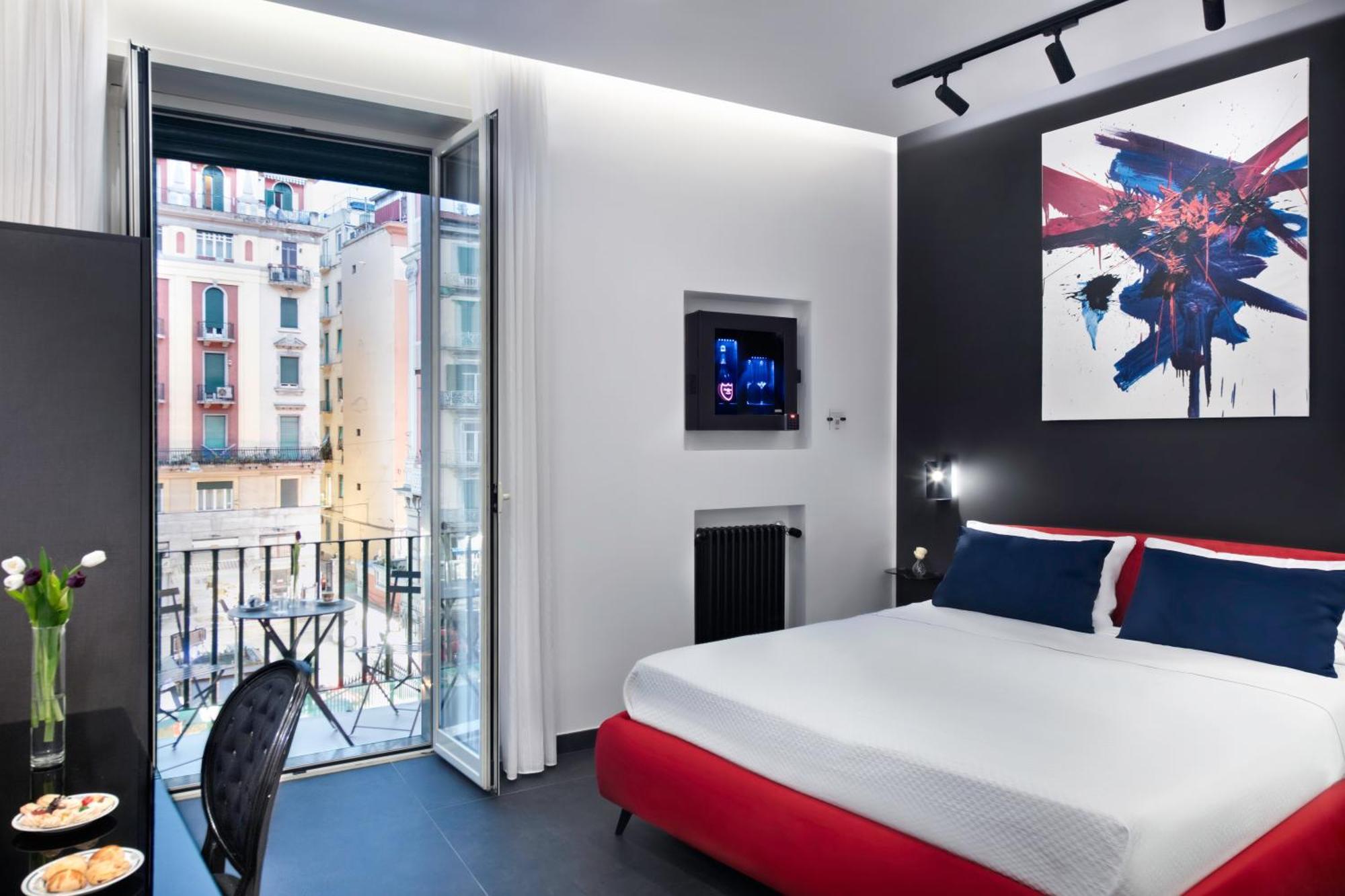 Le Stanze Del Barone Bed & Breakfast เนเปิลส์ ภายนอก รูปภาพ